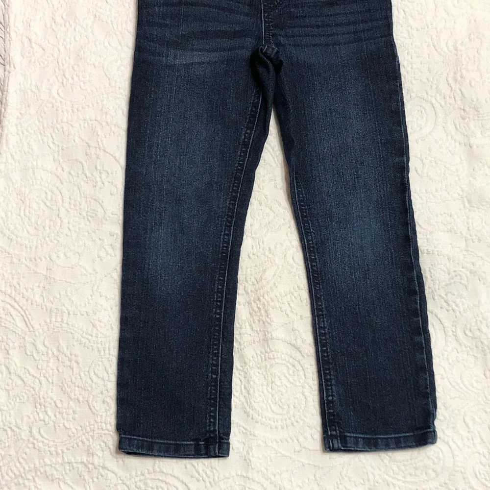 OshKosh B'gosh Classic Blue Jeans Girls Size 6/6A Elastic Waist